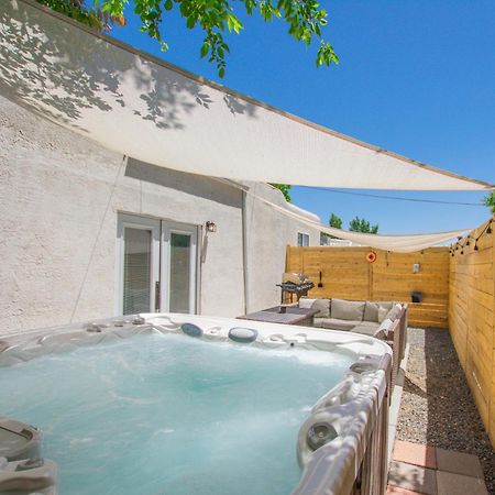 Cowboy Den-Hot Tub-Game Room-Pet Friendly-No Pet Fees! 앨버커키 외부 사진