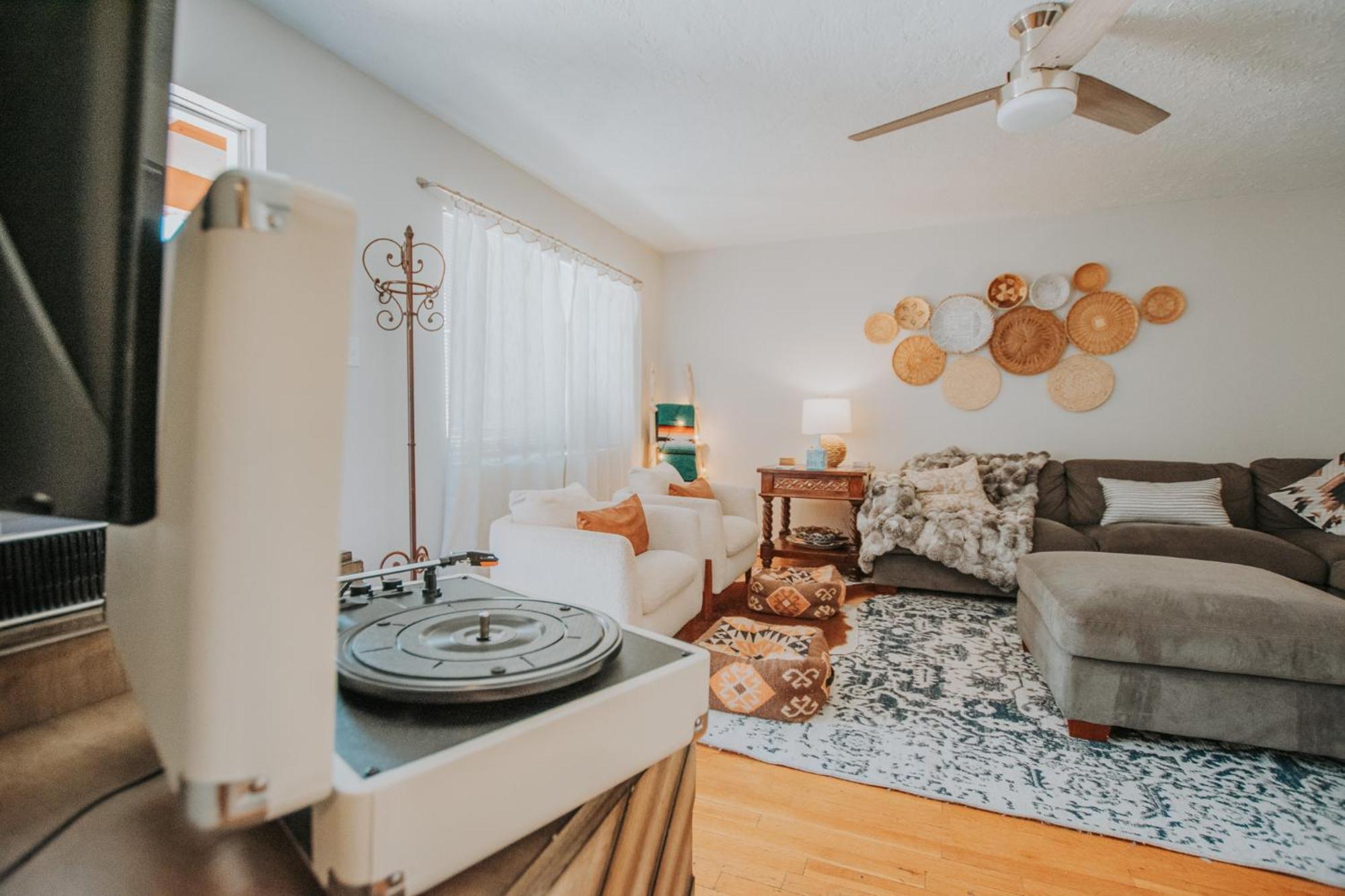 Cowboy Den-Hot Tub-Game Room-Pet Friendly-No Pet Fees! 앨버커키 외부 사진