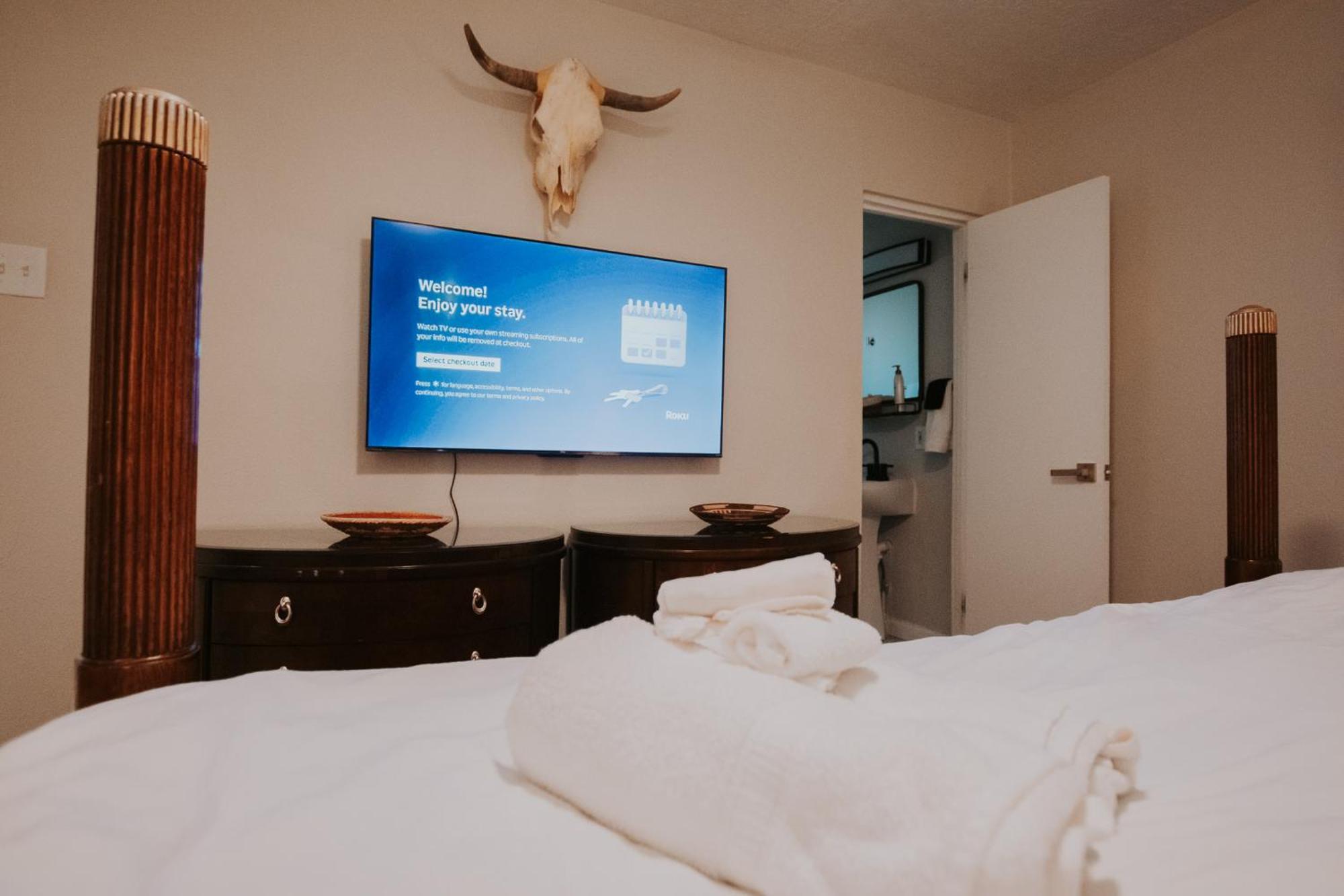 Cowboy Den-Hot Tub-Game Room-Pet Friendly-No Pet Fees! 앨버커키 외부 사진
