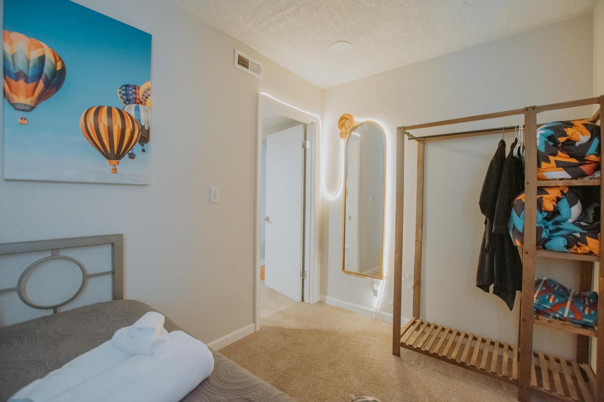 Cowboy Den-Hot Tub-Game Room-Pet Friendly-No Pet Fees! 앨버커키 외부 사진