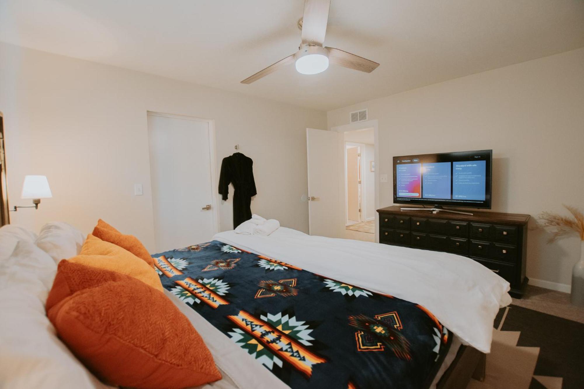 Cowboy Den-Hot Tub-Game Room-Pet Friendly-No Pet Fees! 앨버커키 외부 사진