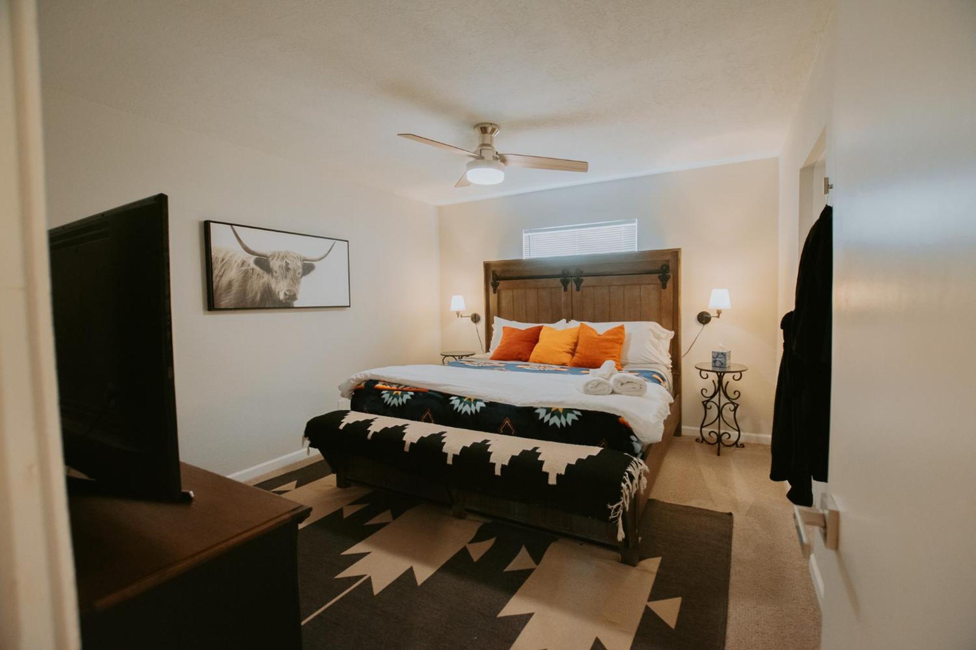 Cowboy Den-Hot Tub-Game Room-Pet Friendly-No Pet Fees! 앨버커키 외부 사진